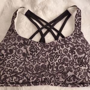 Lululemon Free to Be Tranquil bra